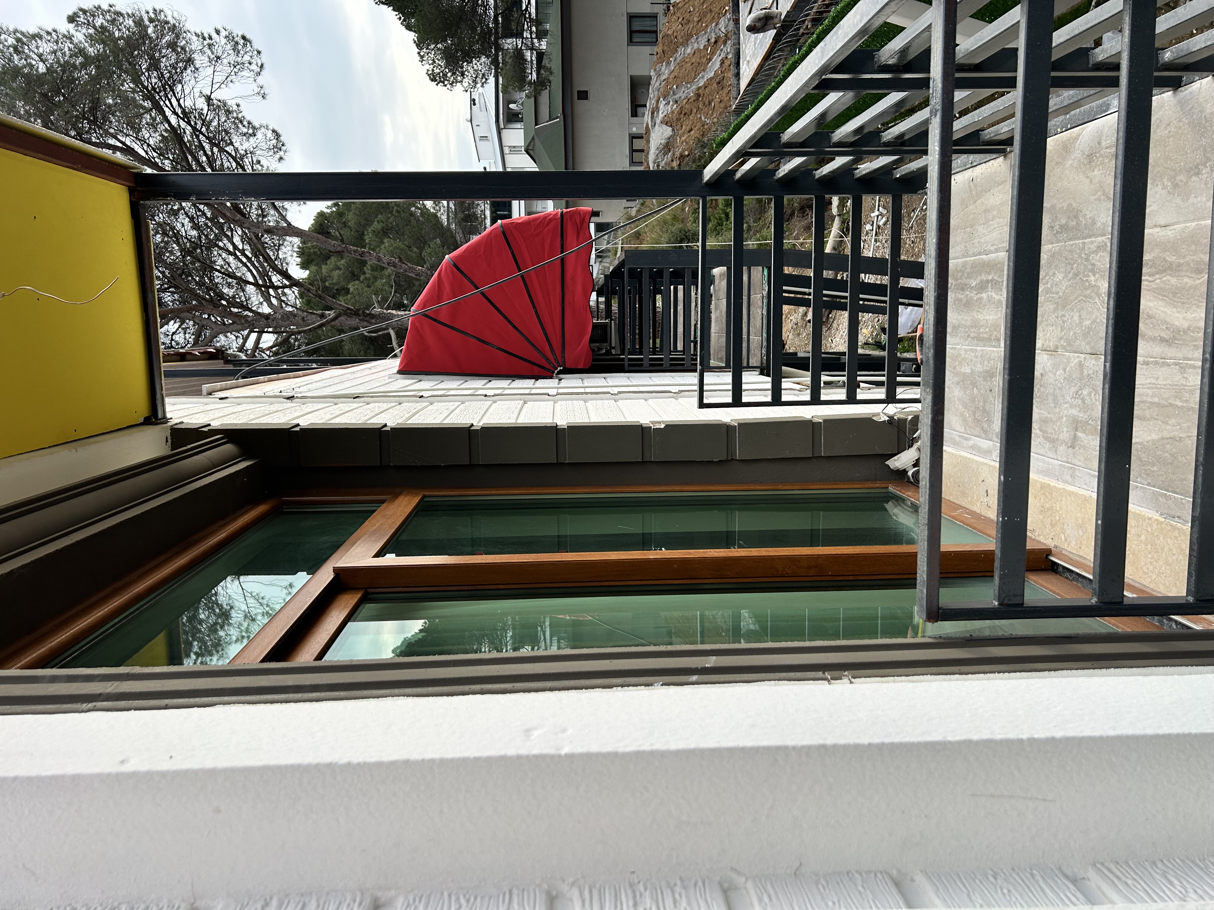 Bursa Körüklü Tente İmalatı | Pencere & Vitrin Tentesi
